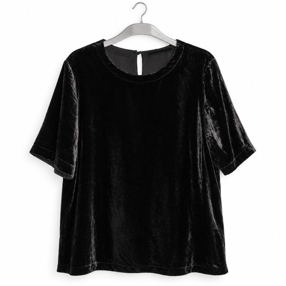 Eileen Fisher Black Silk Blend Velvet Short Sleeve Top Women’s Medium